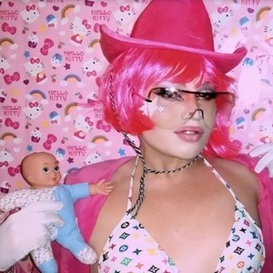 Avatar for miss ayesha