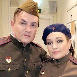 “Татьяна Буланова и Сергей Рогожин”的封面