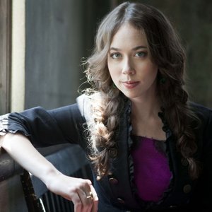 Sarah Jarosz 的头像