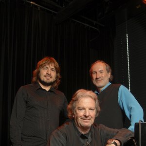 Pablo Ziegler, Quique Sinesi w. Walter Castro için avatar