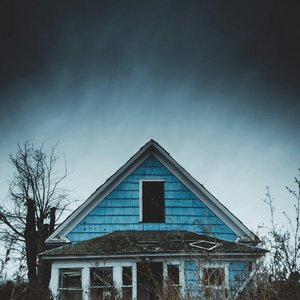 The Silence Before the Haunting