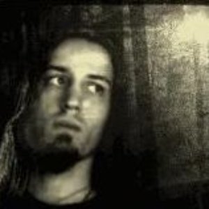 deafening loneliness 的头像