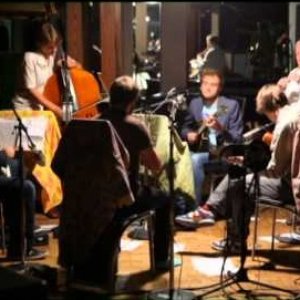 The Chieftains & Punch Brothers のアバター