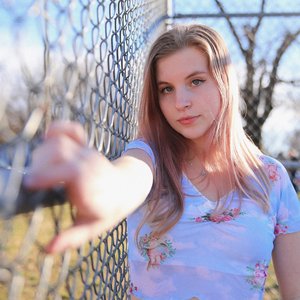 Lucy Cloud 的头像