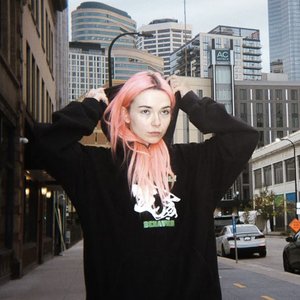 Lydia Night için avatar