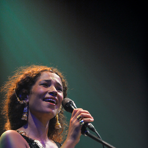 Ghalia Benali photo provided by Last.fm