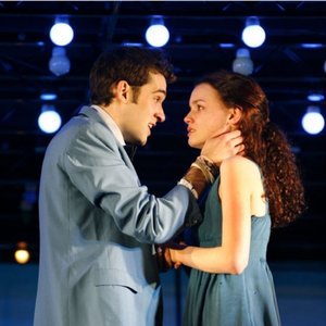 Jennifer Damiano, Adam Chanler-Berat 的头像