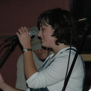 Kelly Hogan & The Wooden Leg 的头像