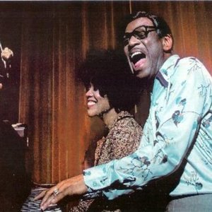 Earl Hines with Marva Josie 的头像