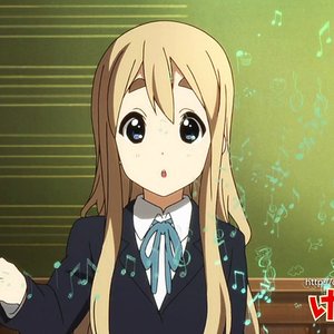 琴吹紬(CV：寿美菜子) 的头像
