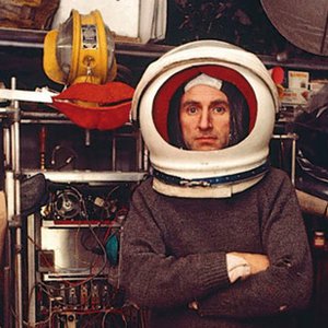 Bruce Lacey için avatar