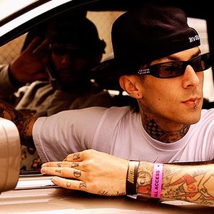 Travis Barker & DJ Whoo Kid 的头像