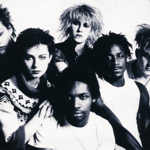 Bananarama & Fun Boy Three 的头像