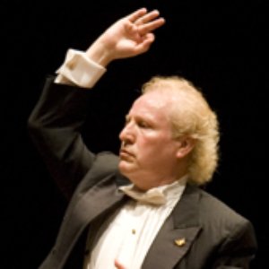 Avatar for Enrique Arturo Diemecke