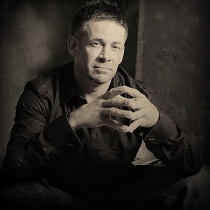 George Maurer 的头像