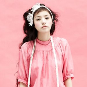 Min Hyo Rin 的头像