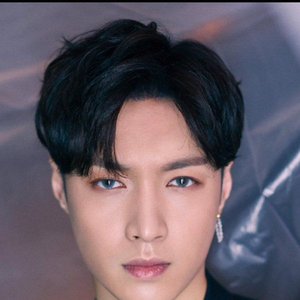 张艺兴 (Lay) 的头像