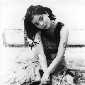Björk 的头像