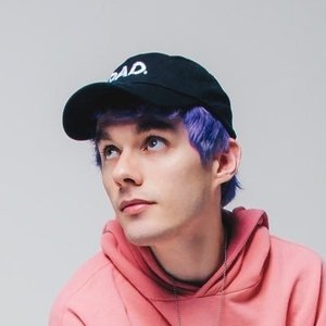 Awsten Knight 的头像