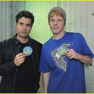 Bild für 'Adam Hicks/Drew Seeley'