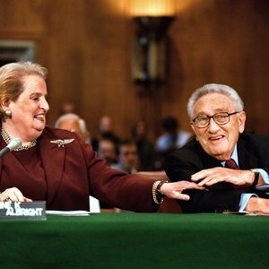 'Madeleine Albright' için resim