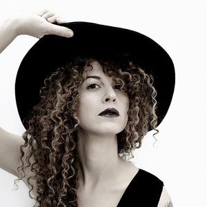 'Alana Amram and the Rough Gems' için resim