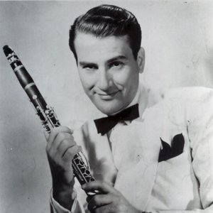 Artie Shaw (Vocals by Helen Forrest) 的头像