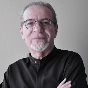 Gürsel Koçak 的头像