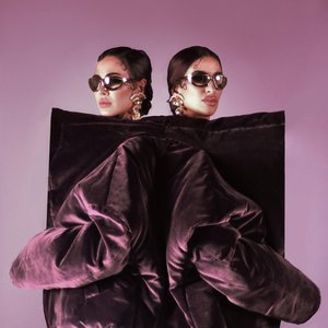 Yalili - Single