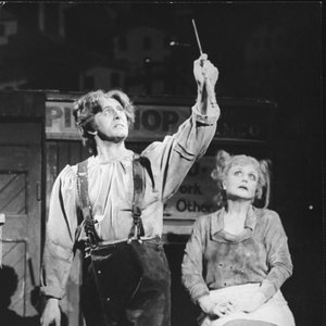 Len Cariou & Angela Lansbury 的头像