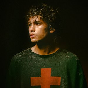 Dominic Fike 的头像