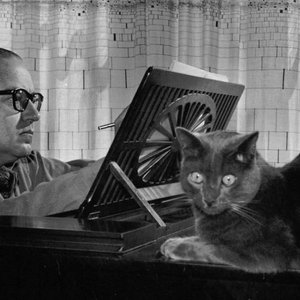 Alberto Ginastera 的头像
