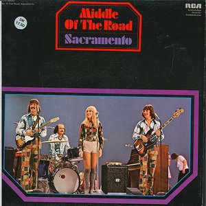 Middle of the Road - The Laughing Apple - Zortam Music