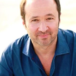 Steven Lutvak 的头像
