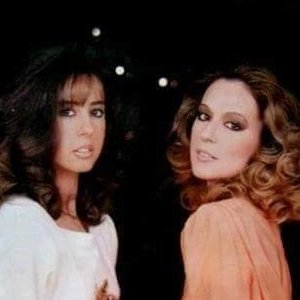 Loretta & Daniela Goggi 的头像