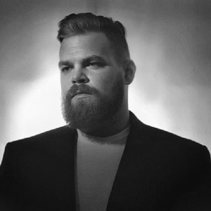 Com Truise