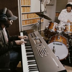 Yussef Dayes and Alfa Mist 的头像