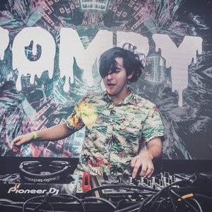 Pompy 的头像