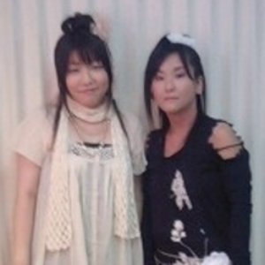 Refio + 霜月はるか 的头像