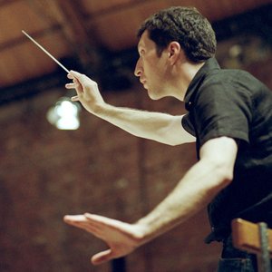 Thomas Adès のアバター