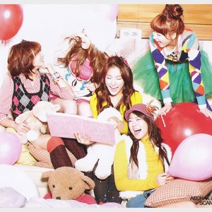 “Kara (카라)”的封面