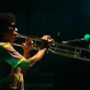 Sistema Asimov de Som 的头像