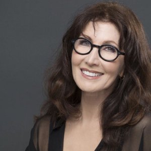 Joanna Gleason のアバター