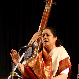 Shruti Sadolikar photo provided by Last.fm