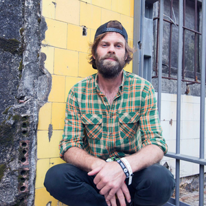 Neil Halstead photo provided by Last.fm