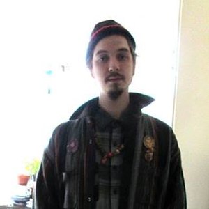 Iller the Abstract Giraffe 的头像