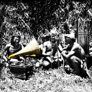 Piramidi: Música Do Mundo