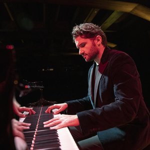 Eduardo Fernández 的头像