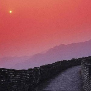 The Red Sun in the Sky - 天上太阳红彤彤