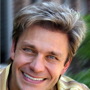 Vic Mignogna のアバター